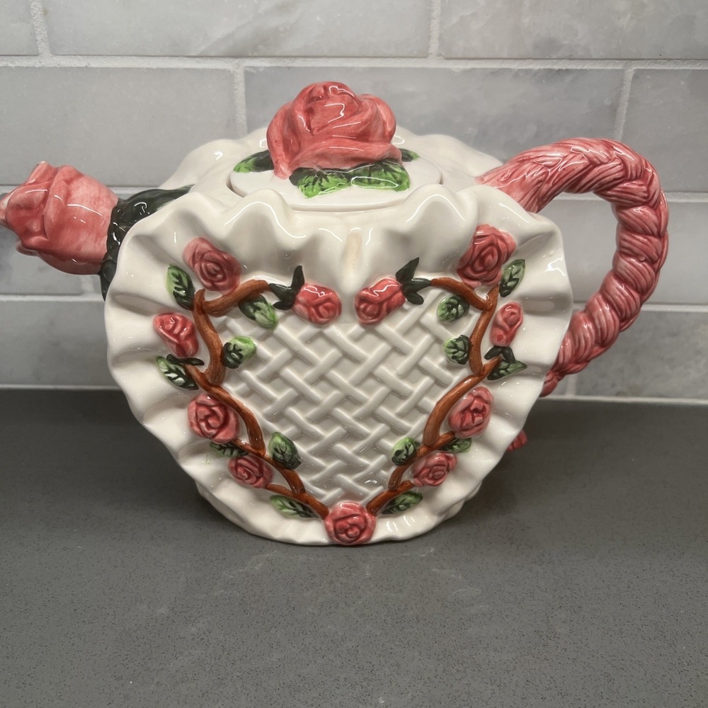 1998 Vintage Pink Rose Heart Shaped Teapot ABC Distributing